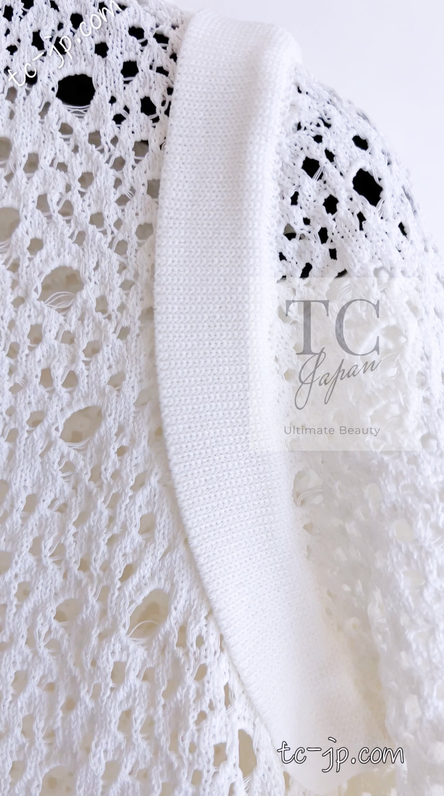 CHANEL 12S White Cotton Eye-let V-Neck Knit Cardigan 38 シャネル ホワイト コットン アイレット Vネック ニット カーディガン 即発