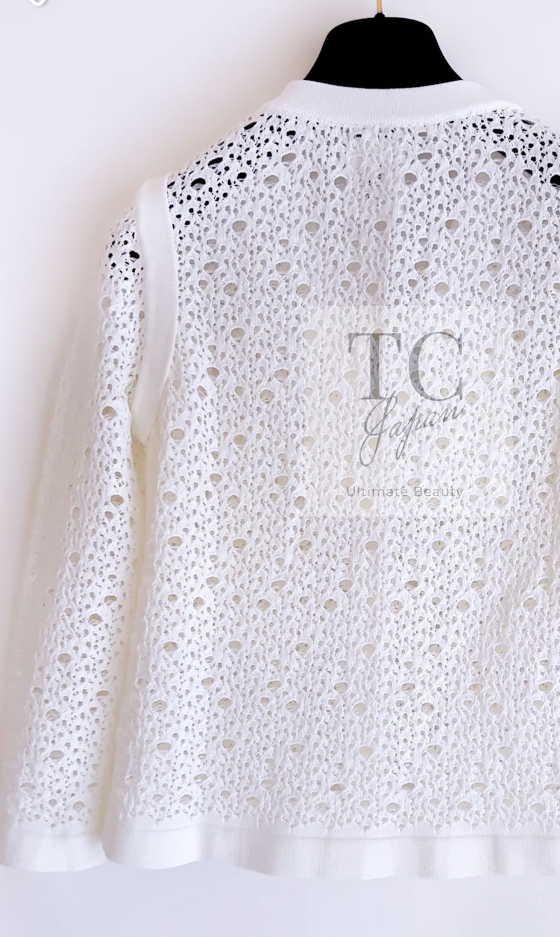CHANEL 12S White Cotton Eye-let V-Neck Knit Cardigan 38 シャネル ホワイト コットン アイレット Vネック ニット カーディガン 即発