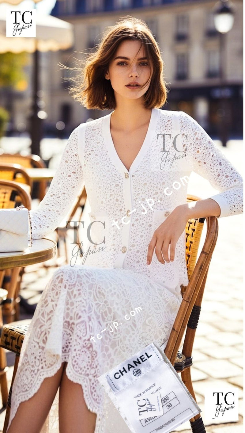 CHANEL 12S White Cotton Eye-let V-Neck Knit Cardigan 34 36 38 シャネル ホワイト コットン アイレット Vネック ニット カーディガン 即発 - TC JAPAN