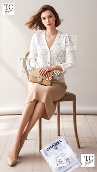 CHANEL 12S White Cotton Eye-let V-Neck Knit Cardigan 34 36 シャネル ホワイト コットン アイレット Vネック ニット カーディガン 即発