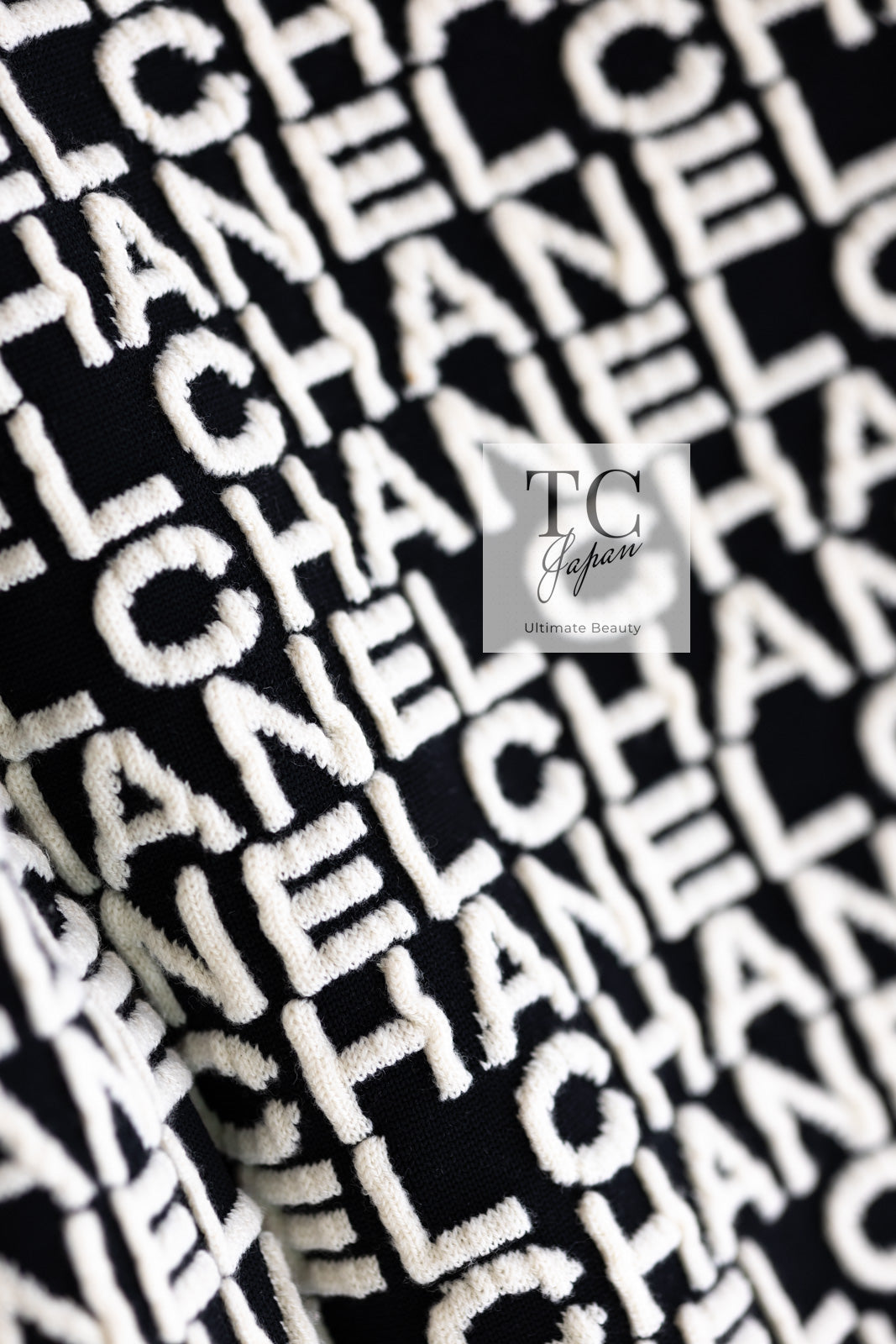 CHANEL - シャネル セーター CHANEL ブラック アイボリー ロゴ ニット トップス スウェット 超美品 34 楽天市場】[中古] シャネル セーター CHANEL ブラック
