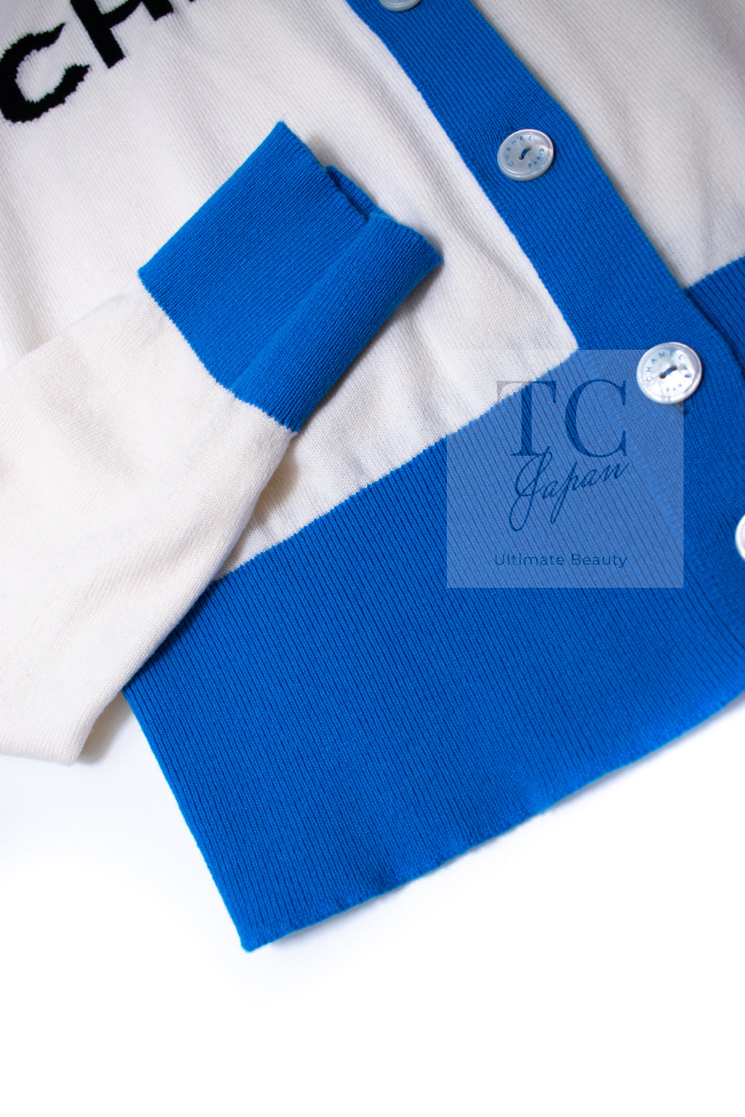 CHANEL 19S Ivory Blue Line Logo Cashmere Knit Cardigan 42 シャネル アイボリー ブルー バイカラー ロゴ カシミヤ 100% ニット カーディガン 即発