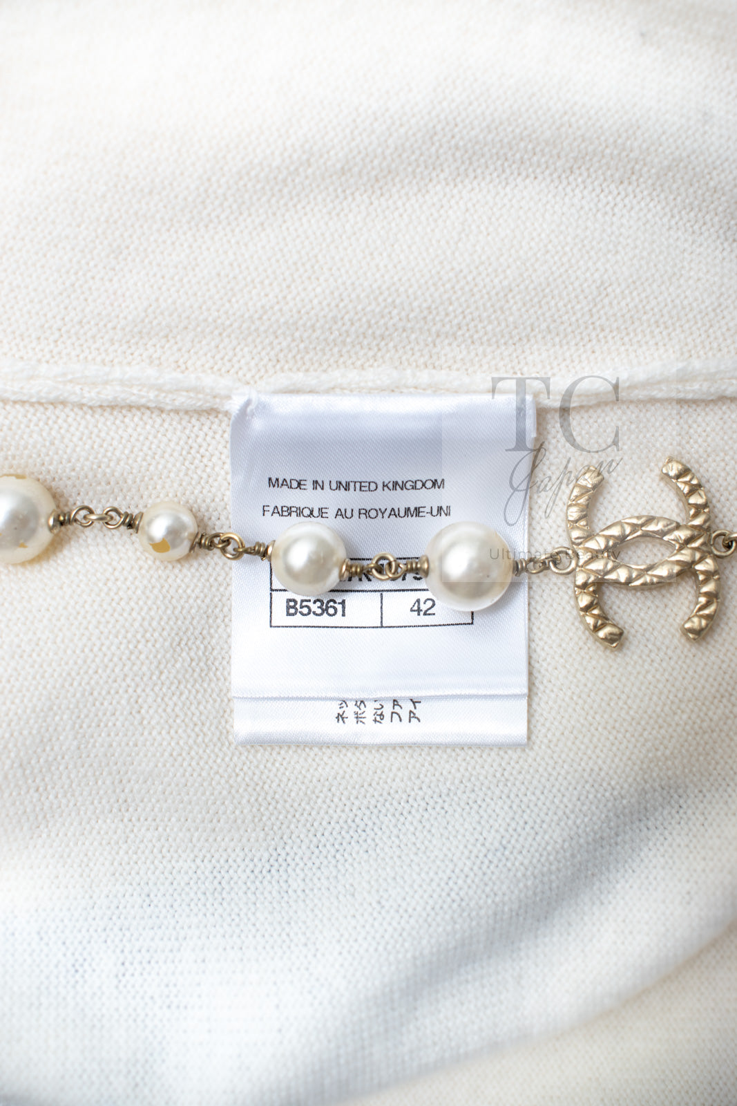 CHANEL 19S Ivory Blue Line Logo Cashmere Knit Cardigan 42 シャネル アイボリー ブルー バイカラー ロゴ カシミヤ 100% ニット カーディガン 即発