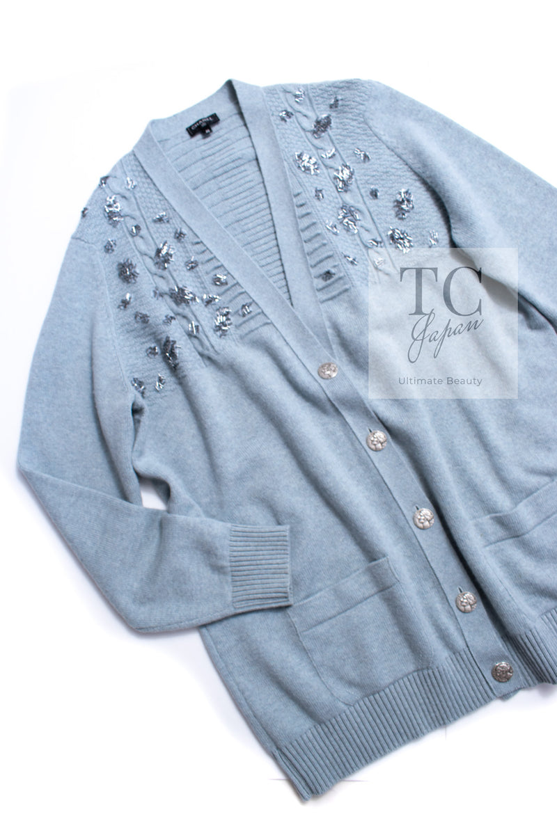 CHANEL 16PF Pale Blue Cashmere 100 Knit Cardigan 50 シャネル ペールブルー カシミヤ 100 ニット カーディガン ハンドメイド シルバー 装飾 即発