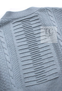 CHANEL 16PF Pale Blue Cashmere 100 Knit Cardigan 50 シャネル ペールブルー カシミヤ 100 ニット カーディガン ハンドメイド シルバー 装飾 即発