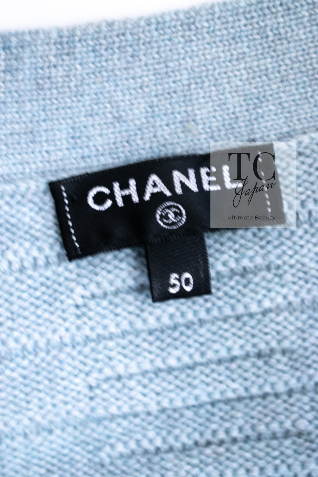 CHANEL 16PF Pale Blue Cashmere 100 Knit Cardigan 50 シャネル ペールブルー カシミヤ 100 ニット カーディガン ハンドメイド シルバー 装飾 即発