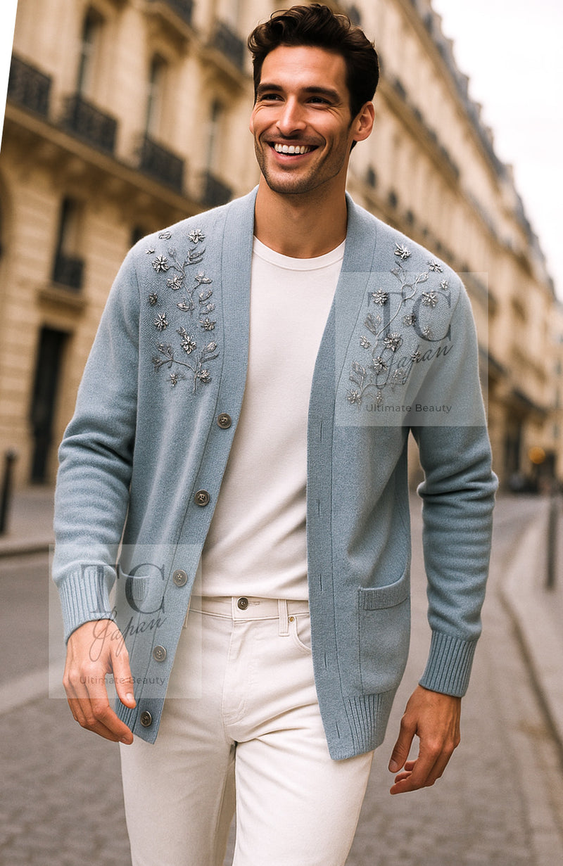 CHANEL 16PF Pale Blue Cashmere 100 Knit Cardigan シャネル ペールブルー カシミヤ 100 ニット カーディガン ハンドメイド シルバー 装飾 即発