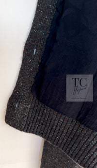 CHANEL 15B Charcoal Gray Silk Wool Cashmere Floral Applique Knit Cardigan 38 40 42 シャネル チャコールグレー シルク ウール カシミヤ お花アップリケ ニット カーディガン 即発
