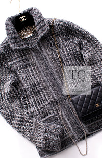 CHANEL 11A Gray Cashmere Silk Wool Chain Knit Cardigan 38 40 シャネル グレー カシミヤ シルク ウール チェーン アクセサリー ニット カーディガン 即発