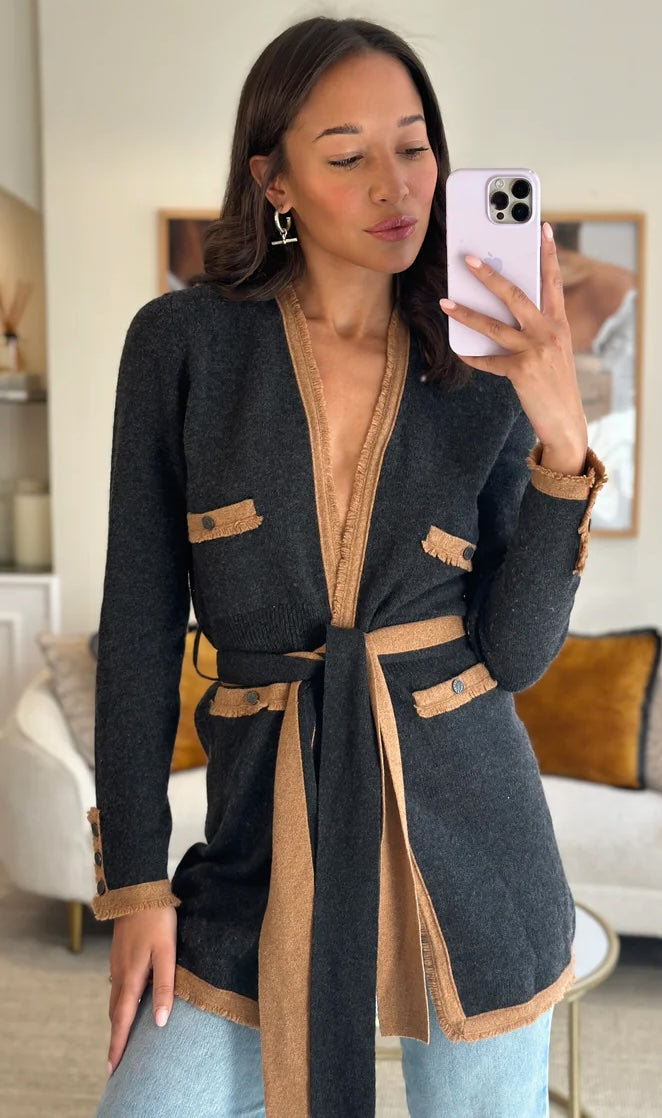 【CHANEL】カシミア100%　カーディガン CHANEL】カシミア100%カーディガン