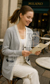 CHANEL 13B Light Gray Ivory Cashmere Knit Cardigan 36 38 シャネル ライトグレー アイボリー ココボタン カシミア100% ニット カーディガン 即発