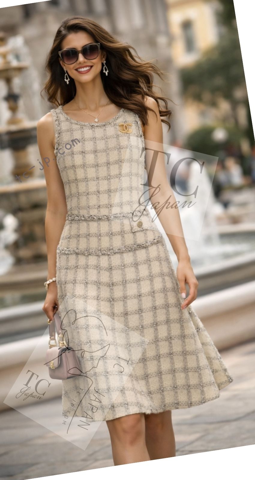 CHANEL 11A $6K Uma Thurman ivory Wool Gold Chain Trimming Dress 34 36 38 シャネル アイボリー ウール チェーン トリム ワンピース 即発