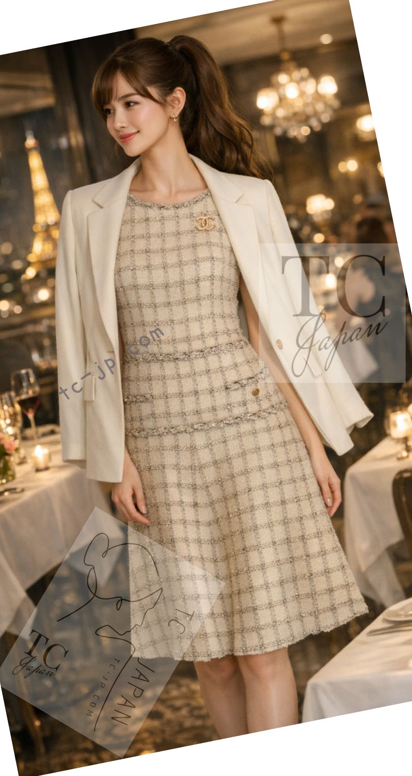 CHANEL 11A ivory gold chain trim wool tweed dress