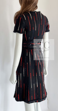 CHANEL 10A Black Multicolor Sequin Fringe Wool Tweed Dress 36 シャネル ブラック マルチカラー スパンコール フリンジ ウール ツイード ワンピース 即発