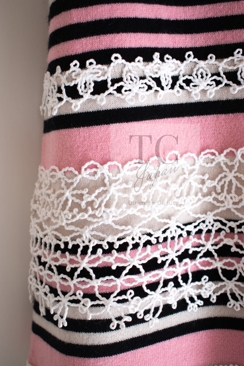 CHANEL 11C Pink Black Stripe Cashmere Knit Dress 36 シャネル ピンク ブラック ストライプ ボーダー カシミア100% ニット ワンピース 即発