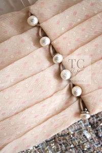 CHANEL 05S Metallic Gold Beige PearlButton Lesage Tweed Dress 36 シャネル メタリック ベージュ ゴールド ノースリーブ パール CC ボタン ルサージュ ツイード ドレス ワンピース 即発