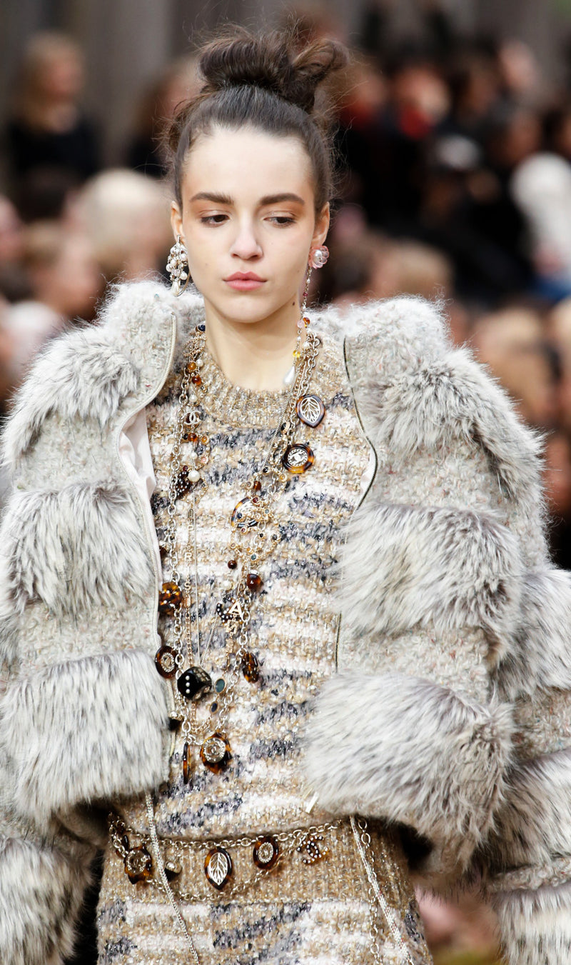 CHANEL 18A Beige Brown Gold Metallic Knit Dress 36 38 シャネル ベージュ ブラウン ゴールド メタリック ニット ワンピース 即発