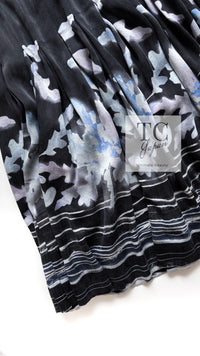 CHANEL 06S Smoky Soft Ink Black Navy Floral Print Dress 36 シャネル 霞スモーキー ブラック ネイビー フローラル シルク 100% ワンピース 即発