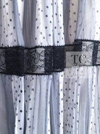 CHANEL 02S White Gray Dots Silk Set Up Camisole & Pleated Skirt 38 40 シャネル ホワイト グレー セットアップ キャミソール ＆ プリーツ スカート 即発