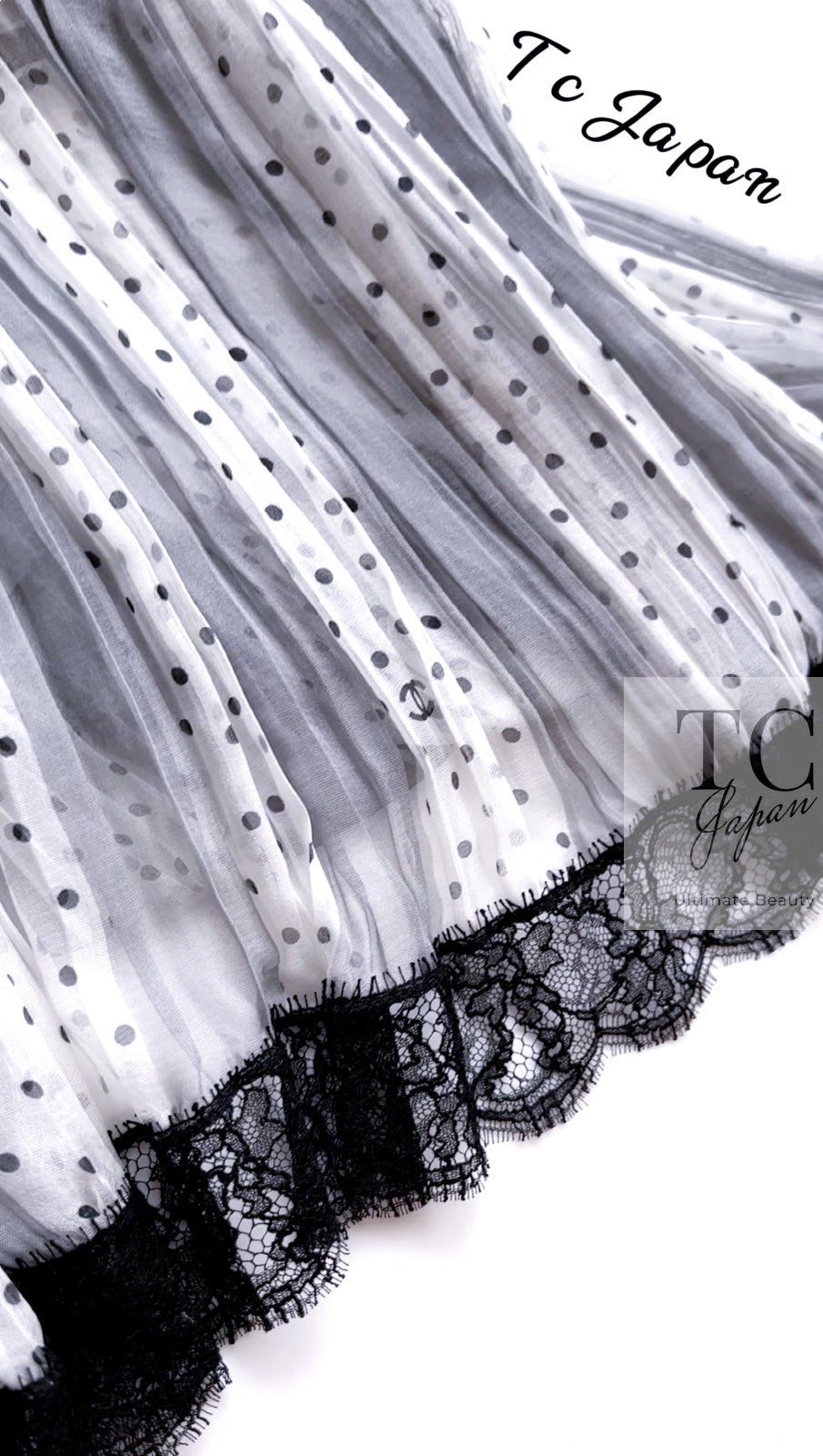 CHANEL 02S White Gray Dots Silk Set Up Camisole & Pleated Skirt 38 40 シャネル ホワイト グレー セットアップ キャミソール ＆ プリーツ スカート 即発