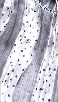 CHANEL 02S White Gray Dots Silk Set Up Camisole & Pleated Skirt 38 40 シャネル ホワイト グレー セットアップ キャミソール ＆ プリーツ スカート 即発