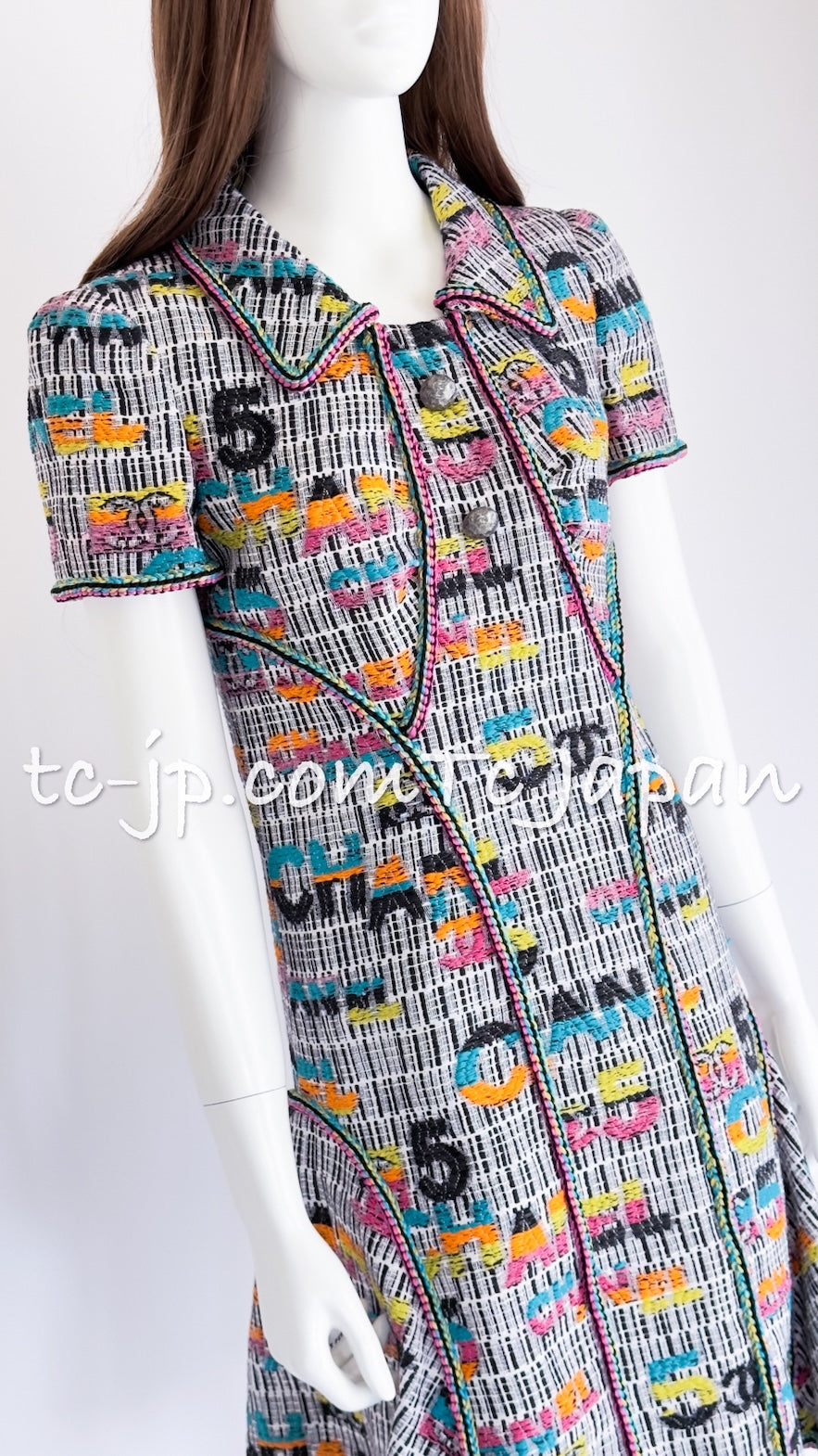 CHANEL 15S Multicolor Keira Knightley CC Logo Tweed Dress 38 シャネル マルチカラー キーラナイトレイ着 ツイード ワンピース 即発