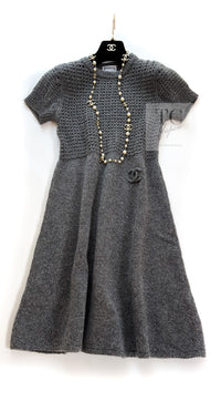 CHANEL 09A Gray Wool Cashmere CC Logo Knit Dress 34 シャネル グレー ウール カシミア CC ロゴ ココマーク ニット ワンピース 即発
