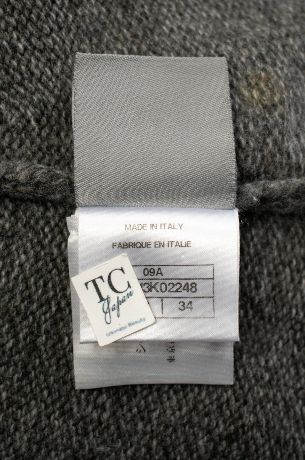 CHANEL 09A Gray Wool Cashmere CC Logo Knit Dress 34 シャネル グレー ウール カシミア CC ロゴ ココマーク ニット ワンピース 即発