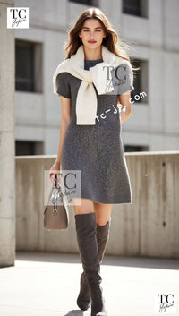 CHANEL 09A Gray Wool Cashmere CC Logo Knit Dress 34 42 シャネル グレー ウール カシミア CC ロゴ ココマーク ニット ワンピース
