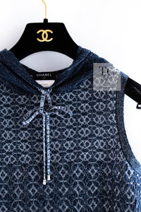 CHANEL 15C Navy Blue Metalic Silk Blend Hood Knit Tops 36 38 シャネル ネイビー ブルー ラメ ノースリーブ シルク ニット トップス パーカー 即発