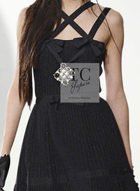 CHANEL 08PF Black Swarovski Flower Jeweled Dress 40 シャネル ブラック スワロフスキー フラワー ジュエリー ワンピース ドレス 即発