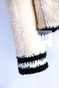 CHANEL 06PF Ivory Black Trim Boucle Tweed Jacket 38 シャネル アイボリー ブラック トリミング ブークレ ツイード ジャケット 即発