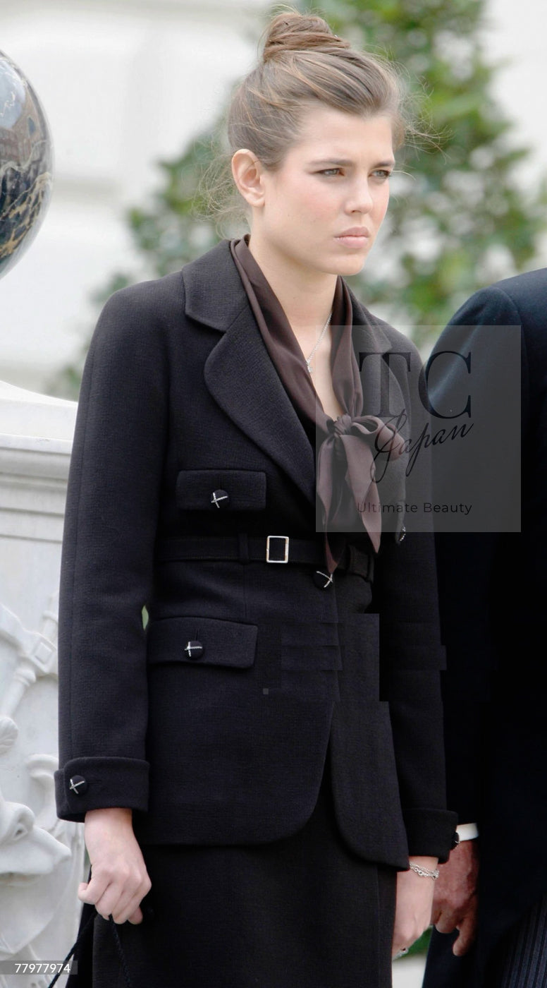 CHANEL 07A Black Wool Jacket Skirt Suit with Belt 44 46 シャネル ブラック ウール 100% ジャケット スカート スーツ ベルト付き 即発