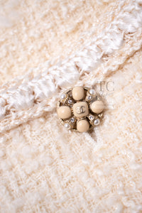CHANEL 06PF Creme Ivory Wool Mohair Silk Gripoix Tweed Jacket 34 36 シャネル クリーム アイボリー ウール モヘア シルク グリポワ宝石ボタン ツイード ジャケット 即発
