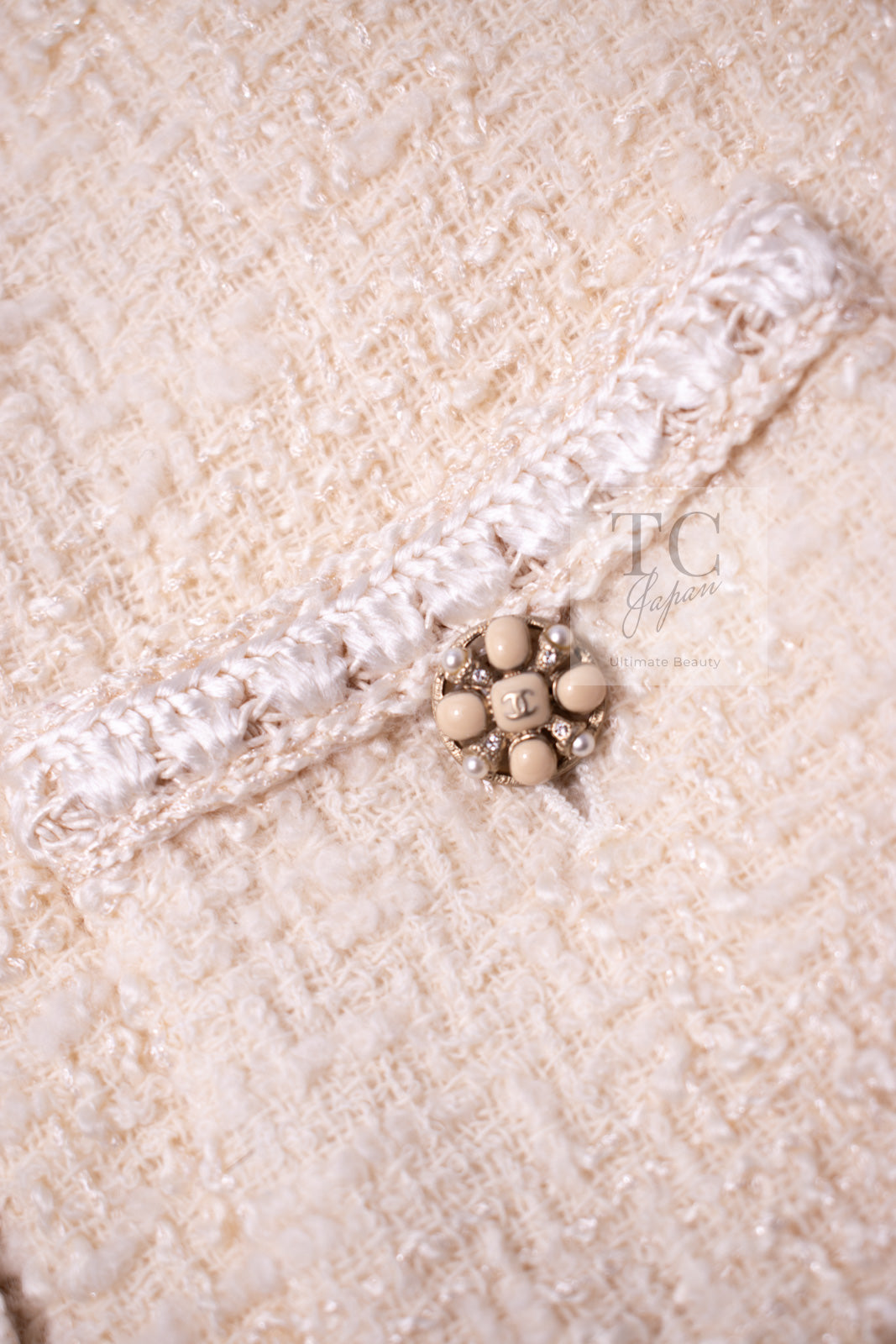 CHANEL 06PF Creme Ivory Wool Mohair Silk Gripoix Tweed Jacket Skirt Suit 34 36 シャネル クリーム アイボリー ウール モヘア シルク グリポワ宝石ボタン ツイード ジャケット スカート スーツ 即発
