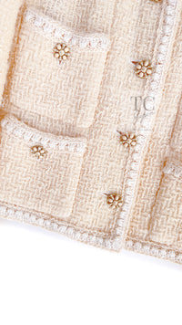 CHANEL 06PF Creme Ivory Wool Mohair Silk Gripoix Tweed Jacket 34 36 シャネル クリーム アイボリー ウール モヘア シルク グリポワ宝石ボタン ツイード ジャケット 即発