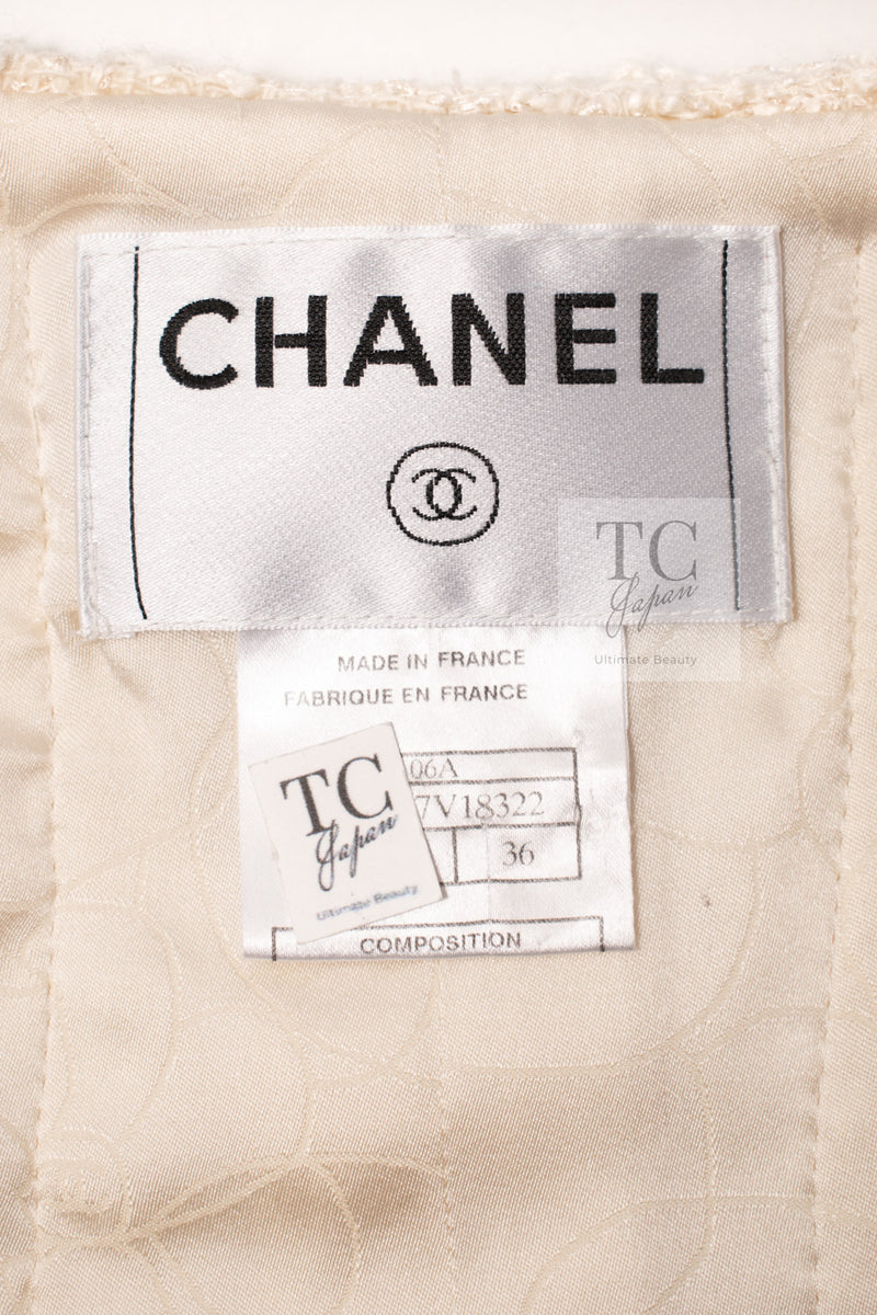 CHANEL 06PF Creme Ivory Wool Mohair Silk Gripoix Tweed Jacket 36 シャネル クリーム アイボリー ウール モヘア シルク グリポワ宝石ボタン ツイード ジャケット 即発