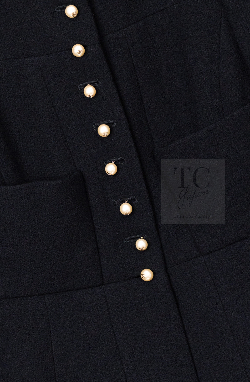 CHANEL 97A Vintage Black Pearl Buttons Stand Collar Wool Jacket Skirt Suit 40 シャネル ヴィンテージ ブラック パールボタン スタンド襟 ウール ジャケット スカート スーツ 即発