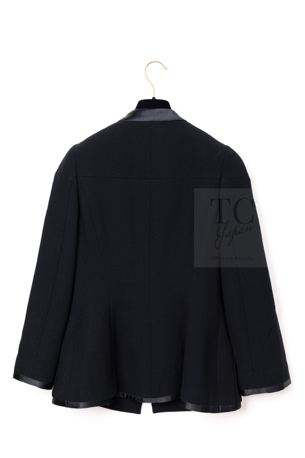 CHANEL 97A Vintage Black Pearl Buttons Stand Collar Wool Jacket Skirt Suit 40 シャネル ヴィンテージ ブラック パールボタン スタンド襟 ウール ジャケット スカート スーツ 即発