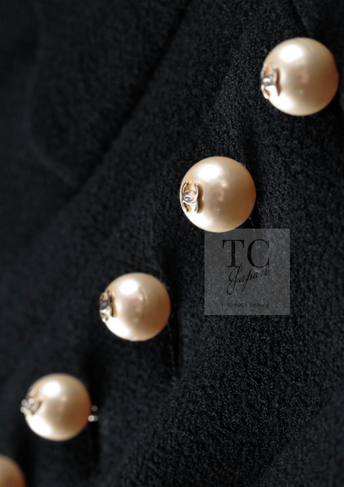 CHANEL 97A Vintage Black Pearl Buttons Stand Collar Wool Jacket Skirt Suit 40 シャネル ヴィンテージ ブラック パールボタン スタンド襟 ウール ジャケット スカート スーツ 即発