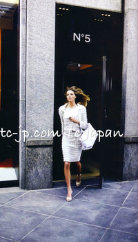 CHANEL 05A Ivory Gray Wool Tweed Jacket 40 シャネル アイボリー グレー ウール ツイード ジャケット モナコ王妃 即発