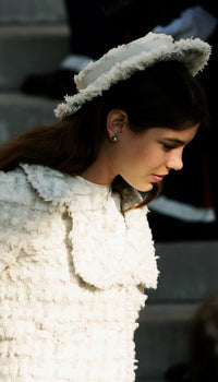 CHANEL 05A Ivory Wool Tweed Jacket Skirt Suit 38 シャネル モナコ王妃 アイボリー ウール ツイード ジャケット スカート スーツ 即発