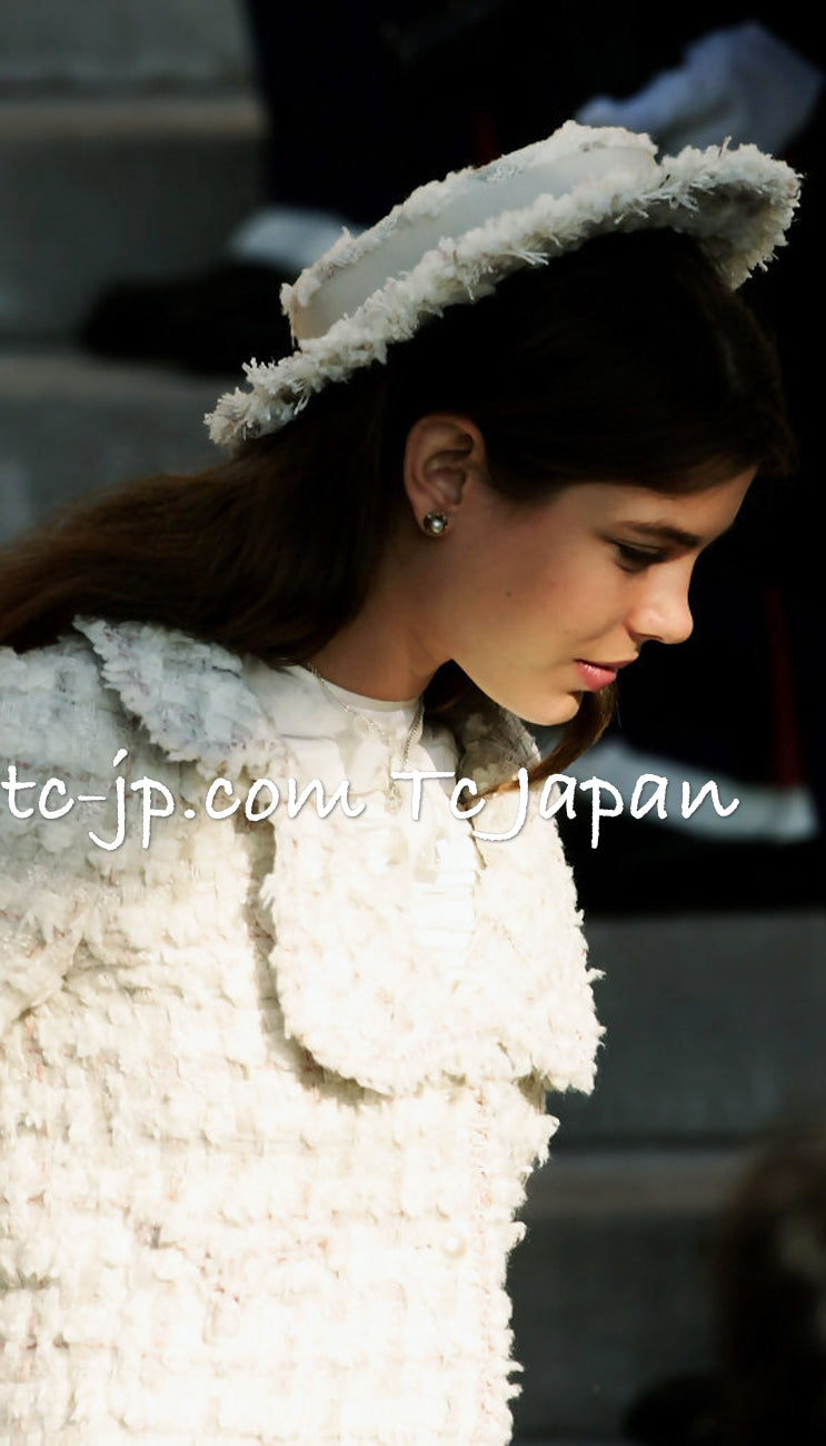 CHANEL 05A Ivory Gray Wool Tweed Jacket 40 シャネル アイボリー グレー ウール ツイード ジャケット モナコ王妃 即発 - TC JAPAN