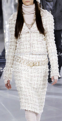 CHANEL 05A Ivory Gray Wool Tweed Jacket 40 シャネル アイボリー グレー ウール ツイード ジャケット モナコ王妃 即発 - TC JAPAN