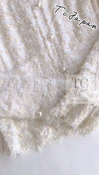 CHANEL 05S Ivory White Pearl Buttons Lesage Tweed Jacket Skirt Suit 36 40 42 シャネル アイボリー ホワイト パール CC ボタン ルサージュ ツイード ジャケット スカート スーツ 即発