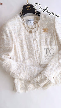 CHANEL 05S Ivory White Pearl Buttons Lesage Tweed Jacket Skirt Suit 40 42 シャネル アイボリー ホワイト パール CC ボタン ルサージュ ツイード ジャケット スカート スーツ 即発