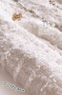 CHANEL 05S Ivory White Pearl Buttons Lesage Tweed Jacket Skirt Suit 36 40 42 シャネル アイボリー ホワイト パール CC ボタン ルサージュ ツイード ジャケット スカート スーツ 即発