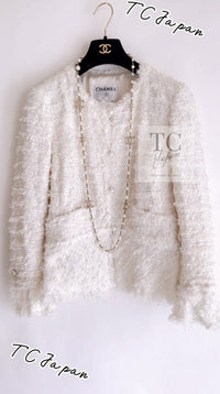 CHANEL 05S Ivory White Pearl Buttons Lesage Tweed Jacket Skirt Suit 36 38 シャネル アイボリー ホワイト パール CC ボタン ルサージュ ツイード ジャケット スカート スーツ 即発