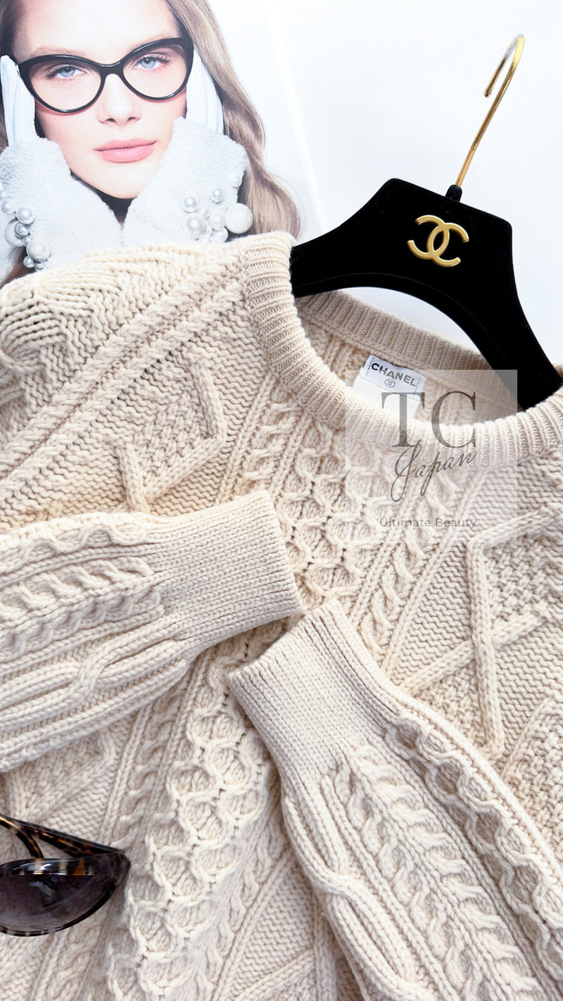 CHANEL 96A Vintage Heavy Ivory Knit CC Logo Wool Sweater 38 40 シャネル ヴィンテージ アイボリー CC ロゴ フィッシャーマン ニット セーター 即発