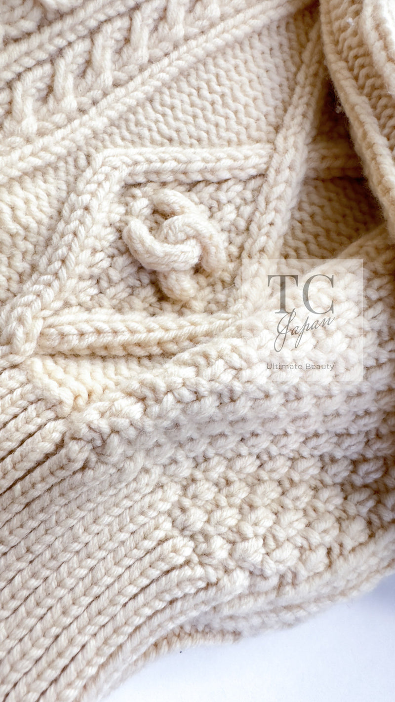 CHANEL 96A Vintage Heavy Ivory Knit CC Logo Wool Sweater 38 40 シャネル ヴィンテージ アイボリー CC ロゴ フィッシャーマン ニット セーター 即発